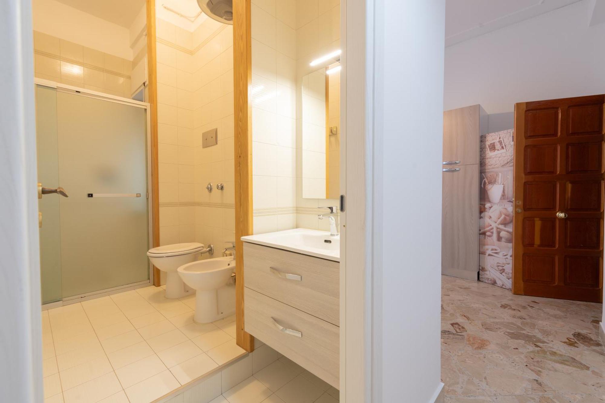 Апартаменты New Sea House Vicino La Spiaggia Del Lungomare Чефалу Экстерьер фото